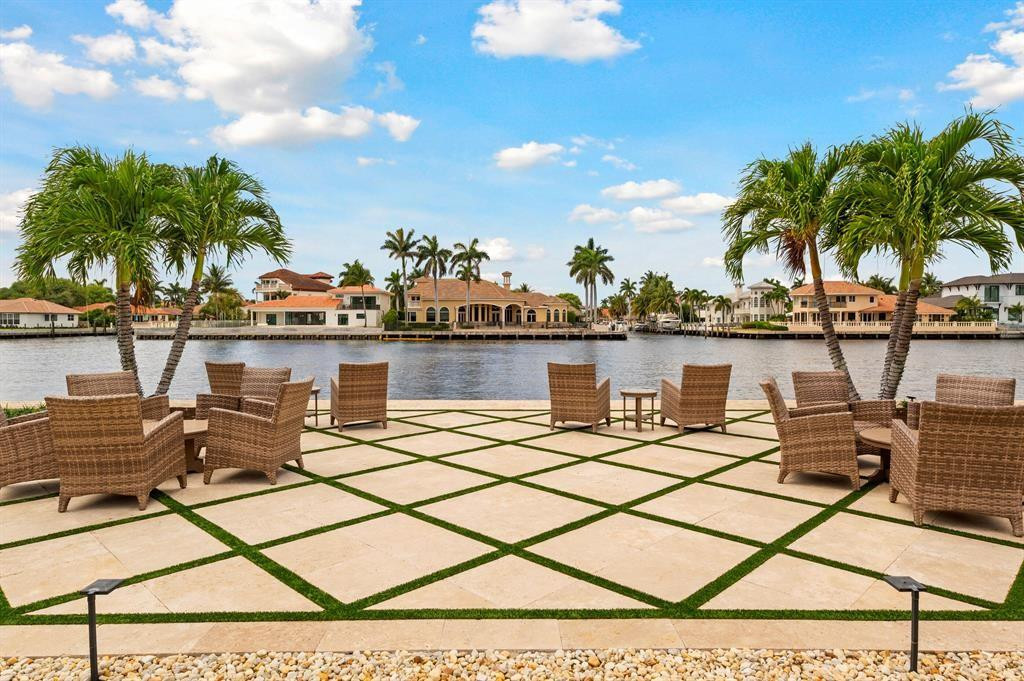 2000 S Ocean Blvd 204