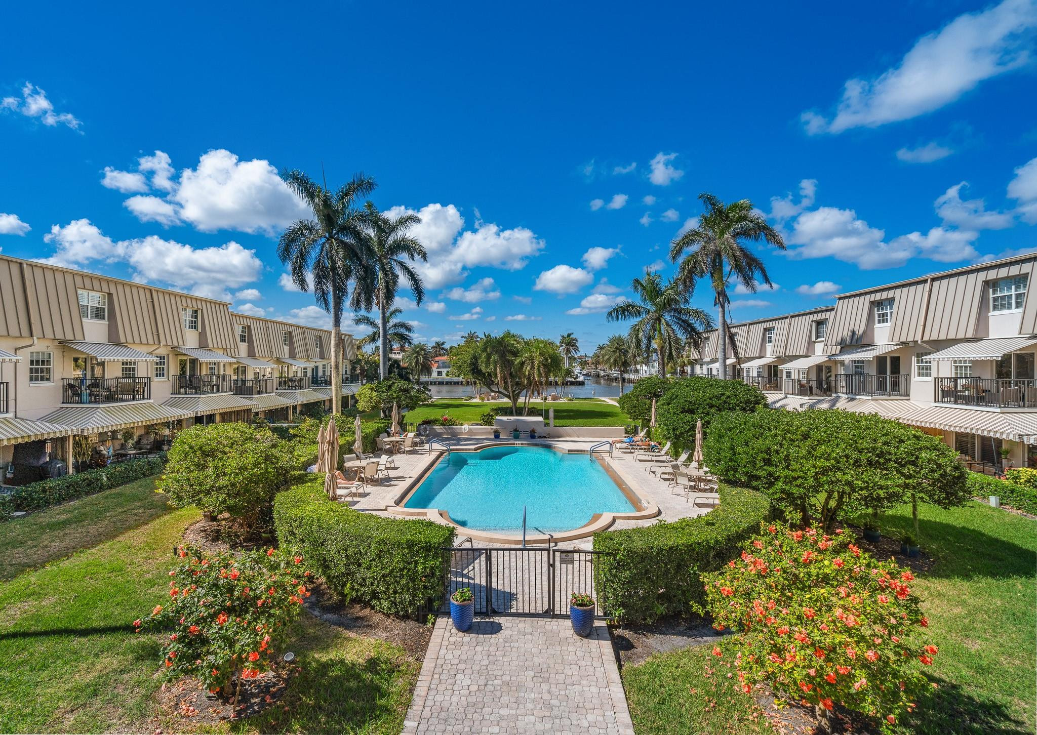 2000 S Ocean Blvd 204