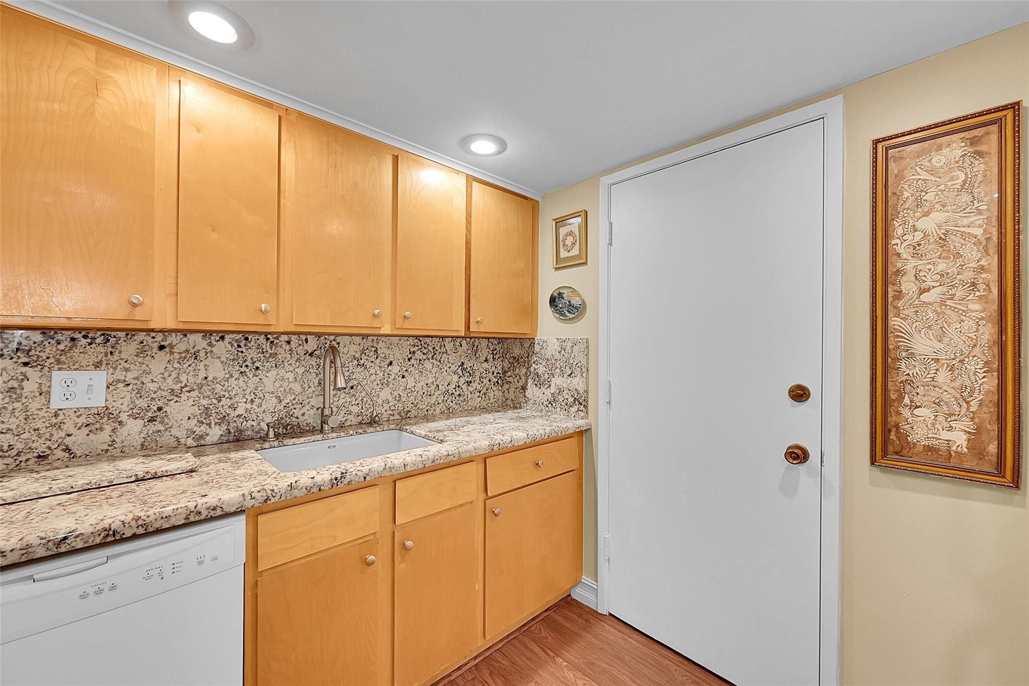 101 E Mcnab Road 133, Pompano Beach Unit: 133