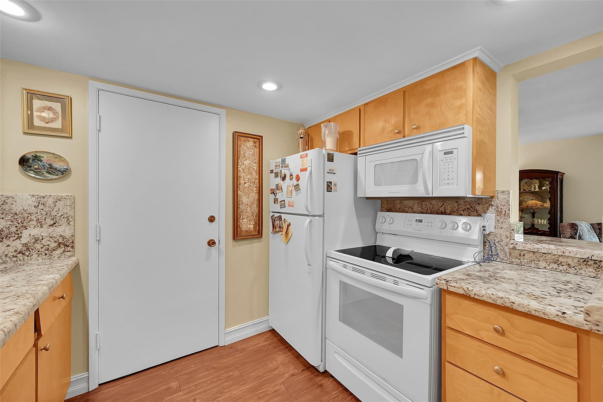 101 E Mcnab Road 133, Pompano Beach Unit: 133