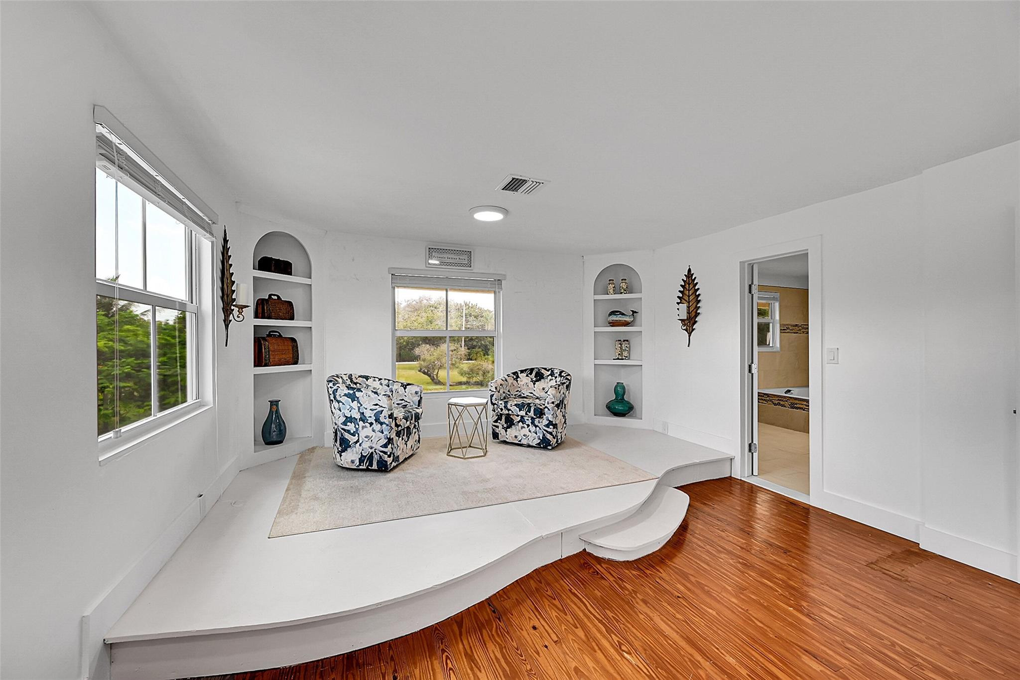 1201 N Old Hiatus Road, Plantation