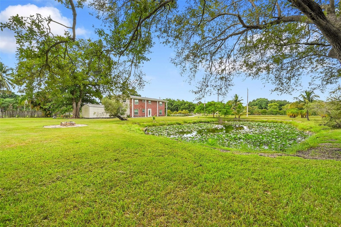 1201 N Old Hiatus Road, Plantation