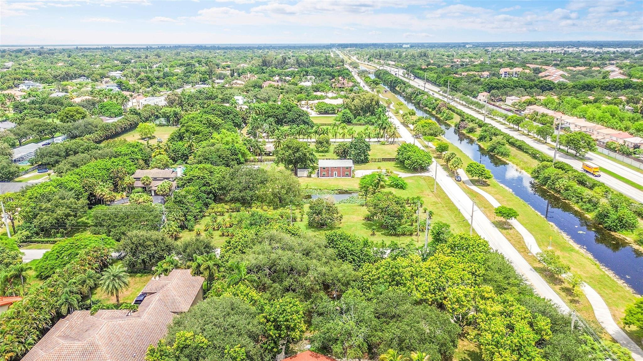 1201 N Old Hiatus Road, Plantation