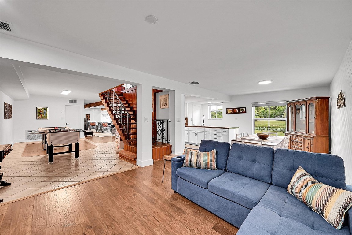 1201 N Old Hiatus Road, Plantation