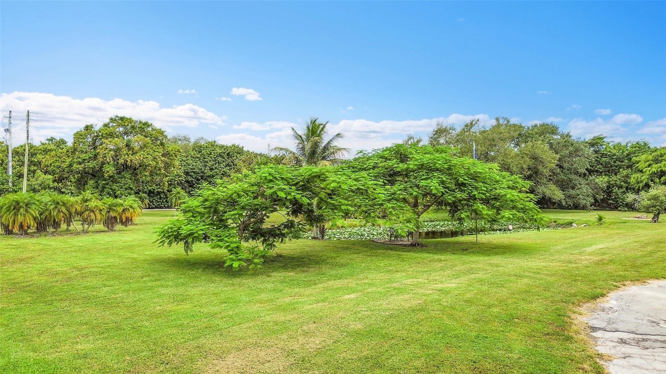 1201 N Old Hiatus Road, Plantation