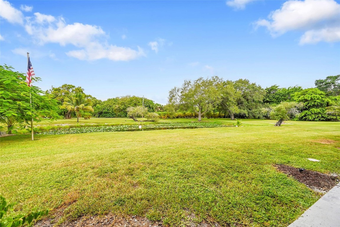 1201 N Old Hiatus Road, Plantation