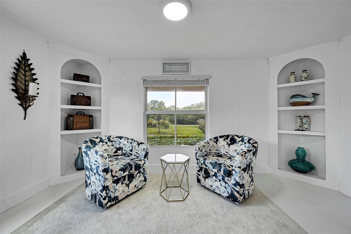 1201 N Old Hiatus Road, Plantation