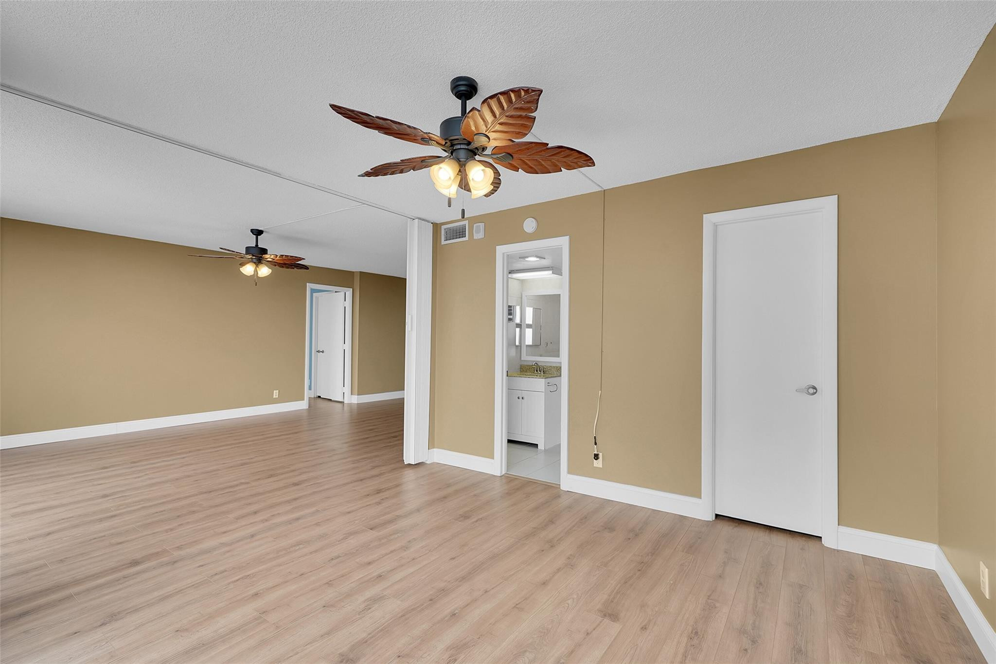 531 N Ocean Boulevard 908, Pompano Beach Unit: 908