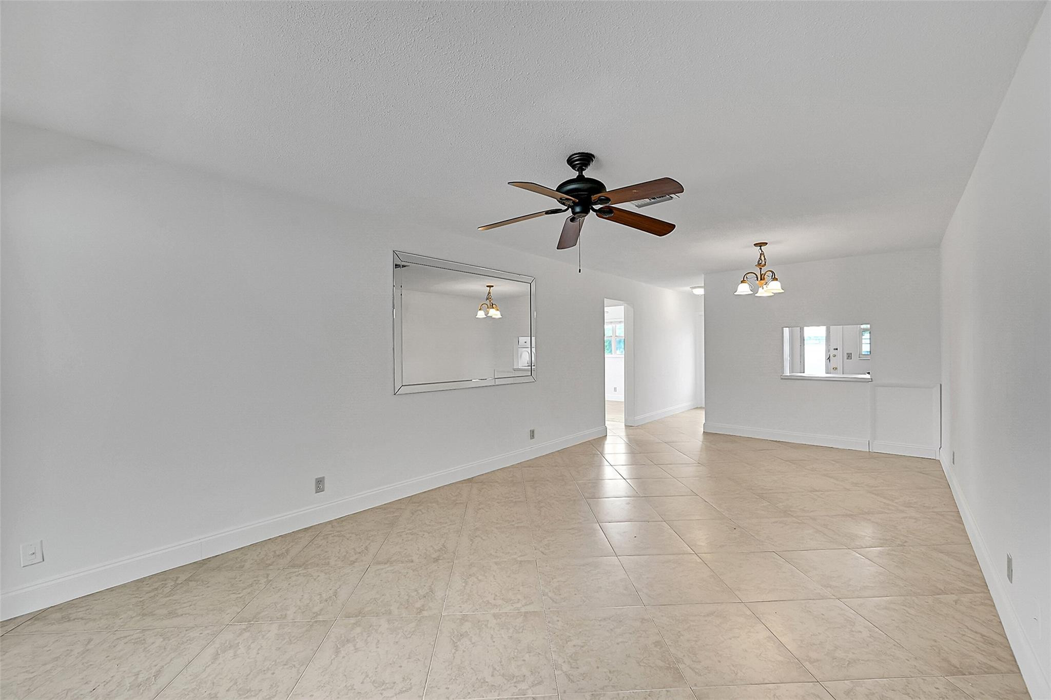 2111 NE 42nd Court 201w, Lighthouse Point Unit: 201w
