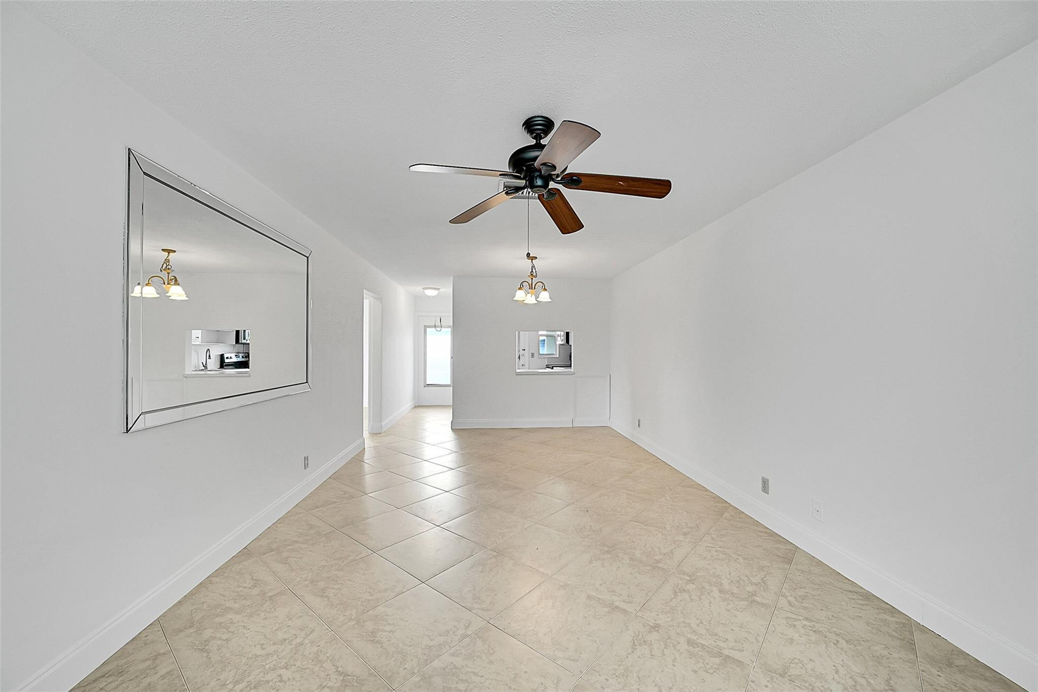 2111 NE 42nd Court 201w, Lighthouse Point Unit: 201w