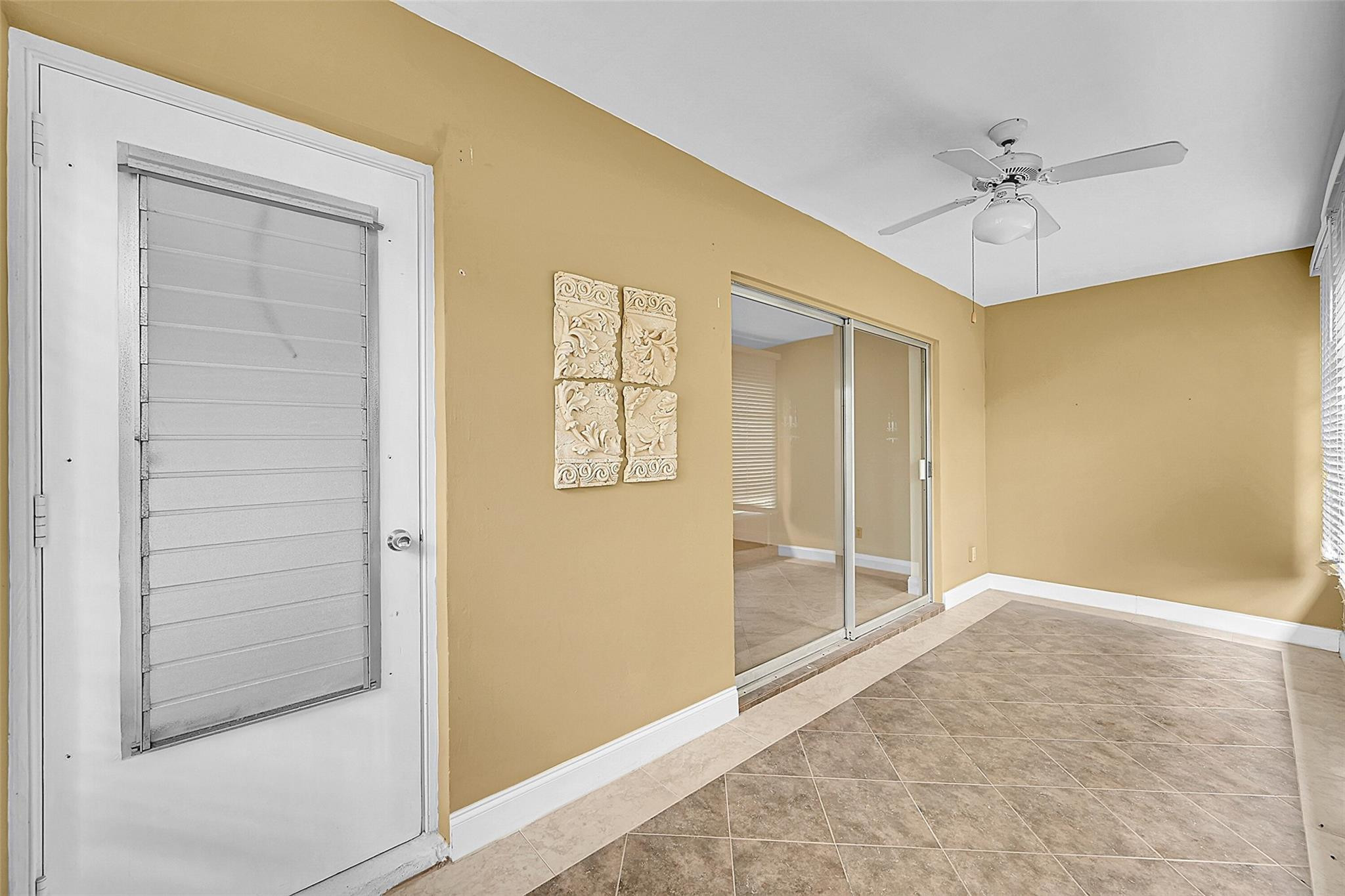 2111 NE 42nd Court 201w, Lighthouse Point Unit: 201w