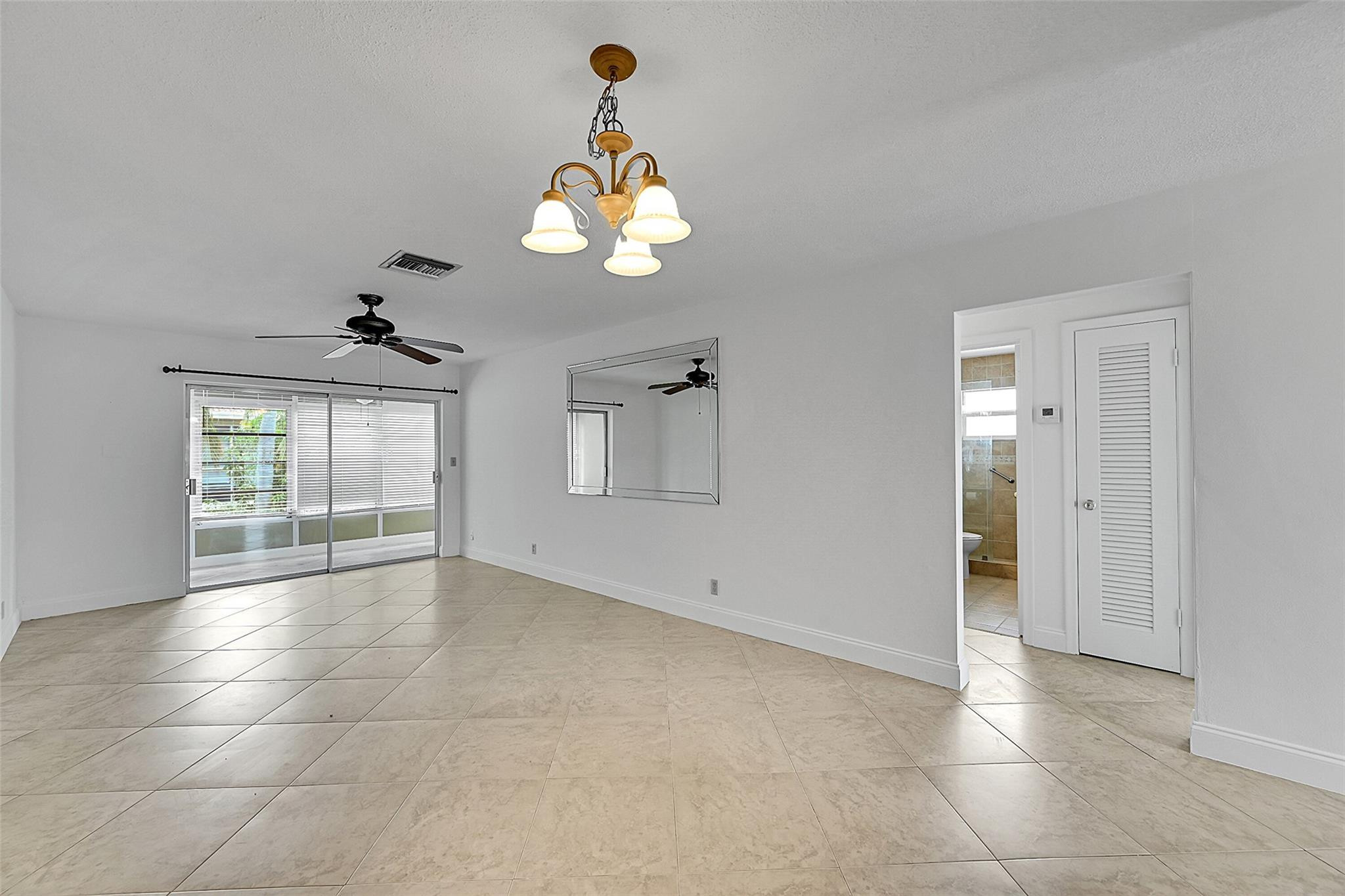 2111 NE 42nd Court 201w, Lighthouse Point Unit: 201w