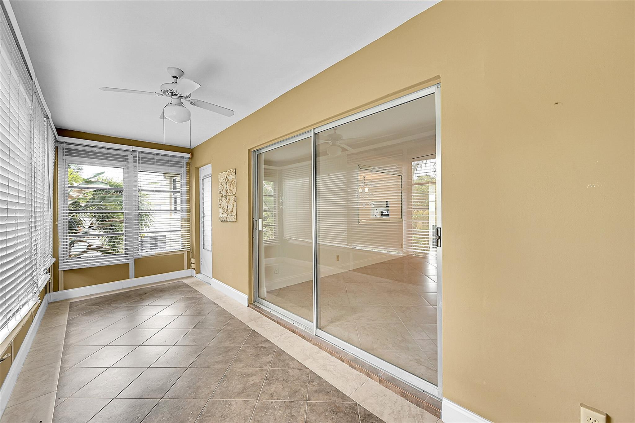 2111 NE 42nd Court 201w, Lighthouse Point Unit: 201w