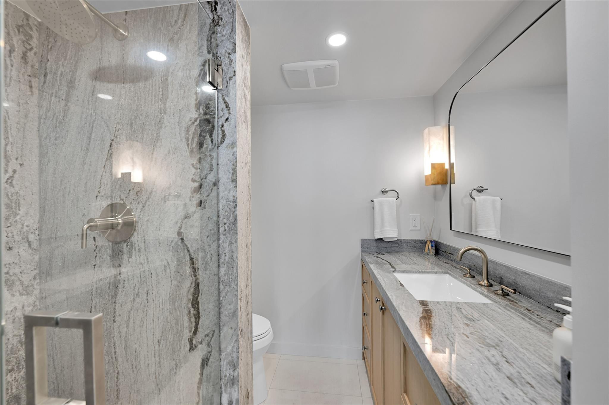 525 N Ocean Boulevard 1724, Pompano Beach Unit: 1724