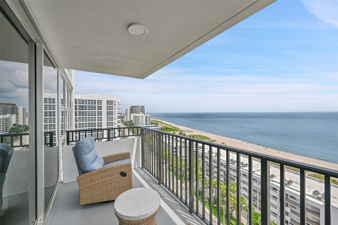 525 N Ocean Boulevard 1724, Pompano Beach Unit: 1724