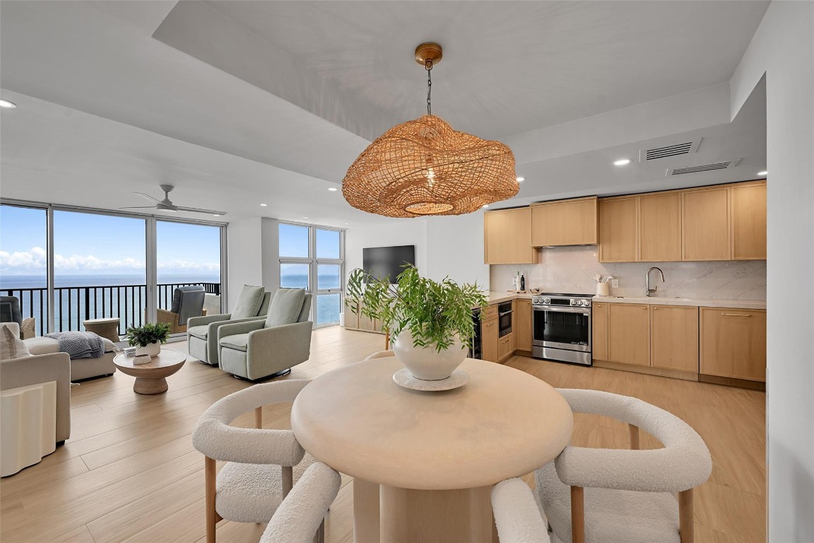 525 N Ocean Boulevard 1724, Pompano Beach Unit: 1724