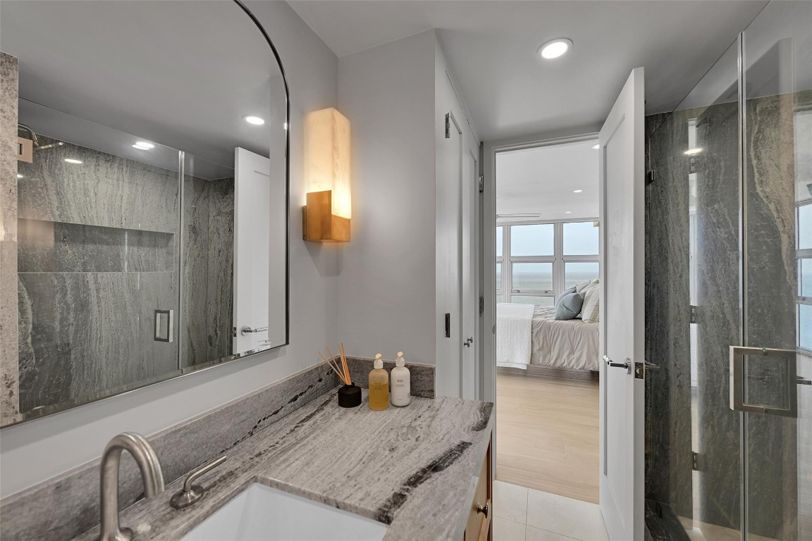 525 N Ocean Boulevard 1724, Pompano Beach Unit: 1724