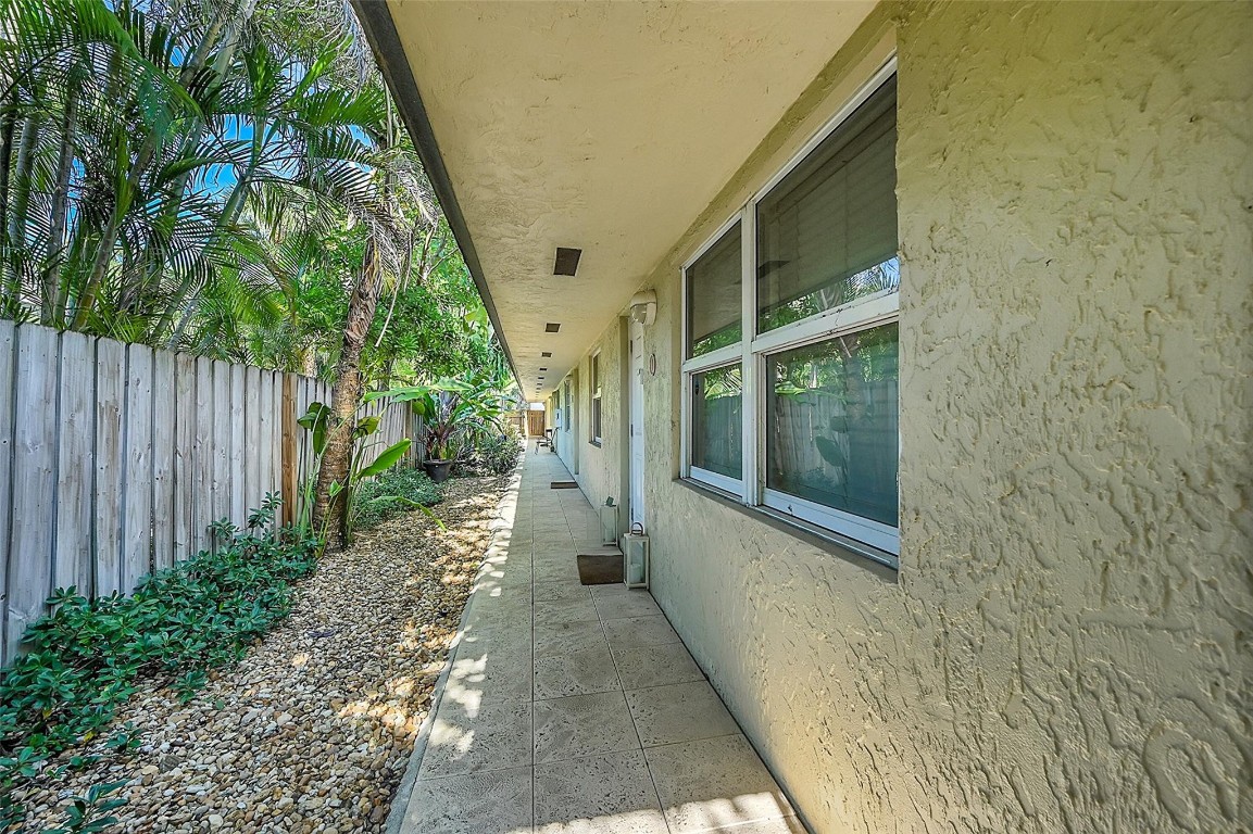 1027 Tequesta Street 2, Fort Lauderdale Unit: 2