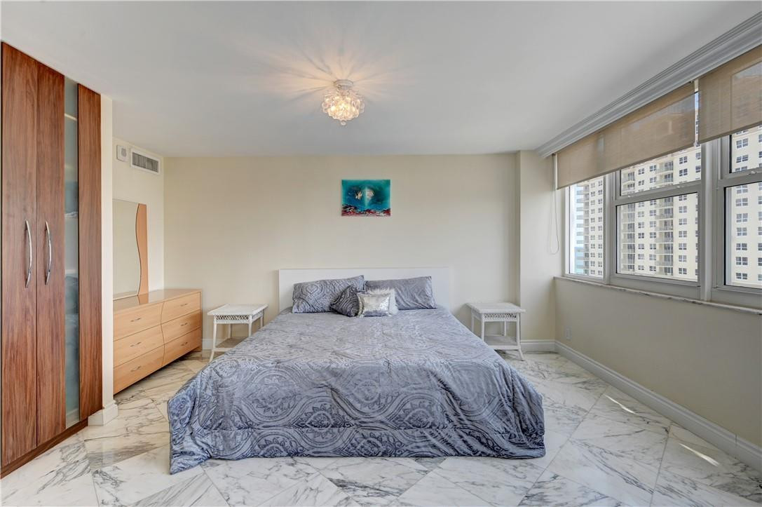 2030 S Ocean Drive 807, Hallandale Beach Unit: 807