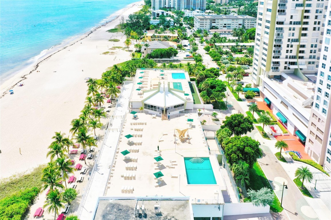 111 Briny Avenue 410, Pompano Beach Unit: 410