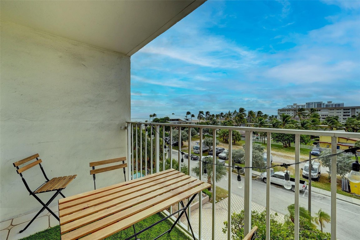 111 Briny Avenue 410, Pompano Beach Unit: 410