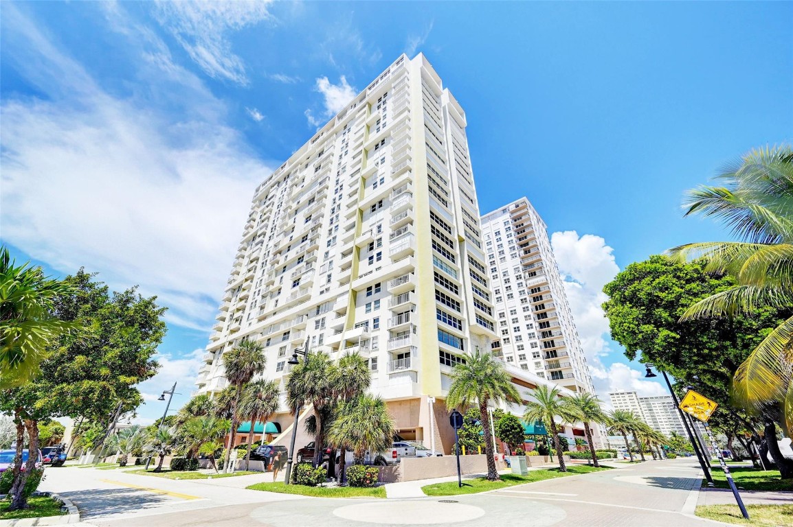 111 Briny Avenue 410, Pompano Beach Unit: 410