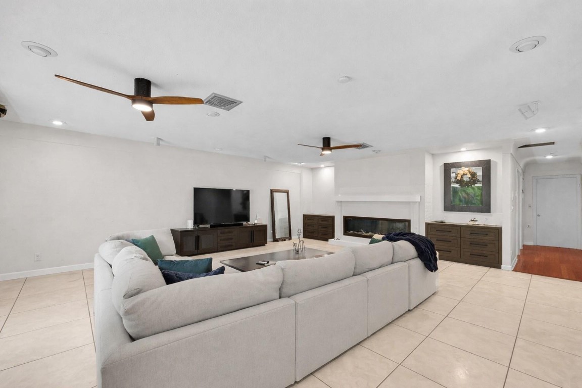 3999 NE 15th Avenue, Oakland Park