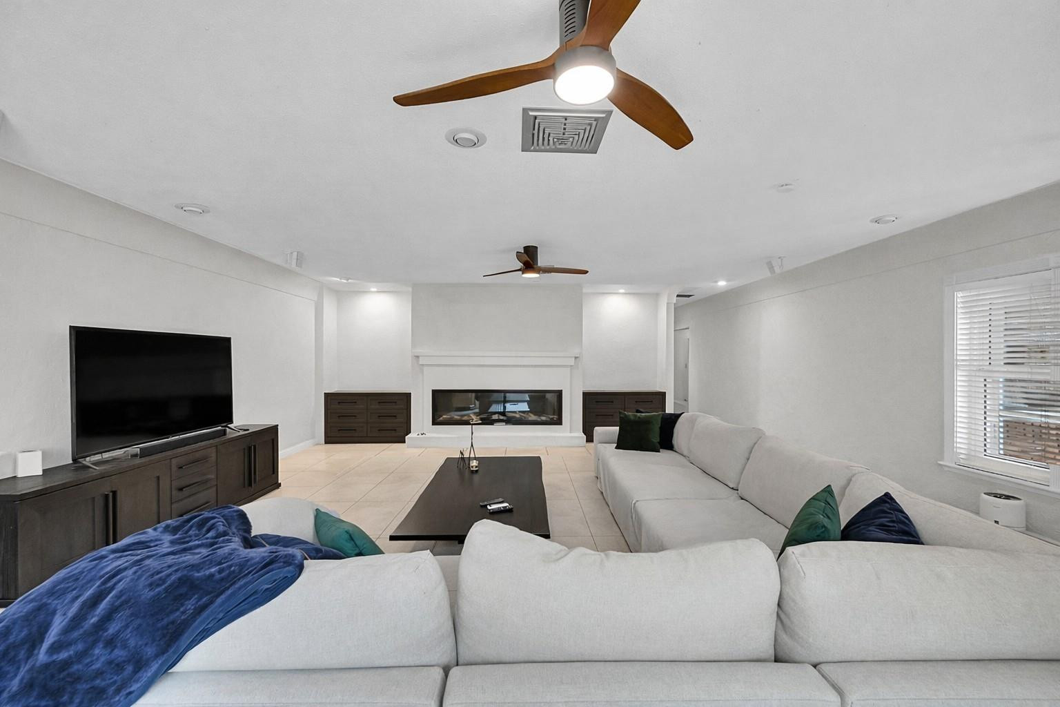3999 NE 15th Avenue, Oakland Park