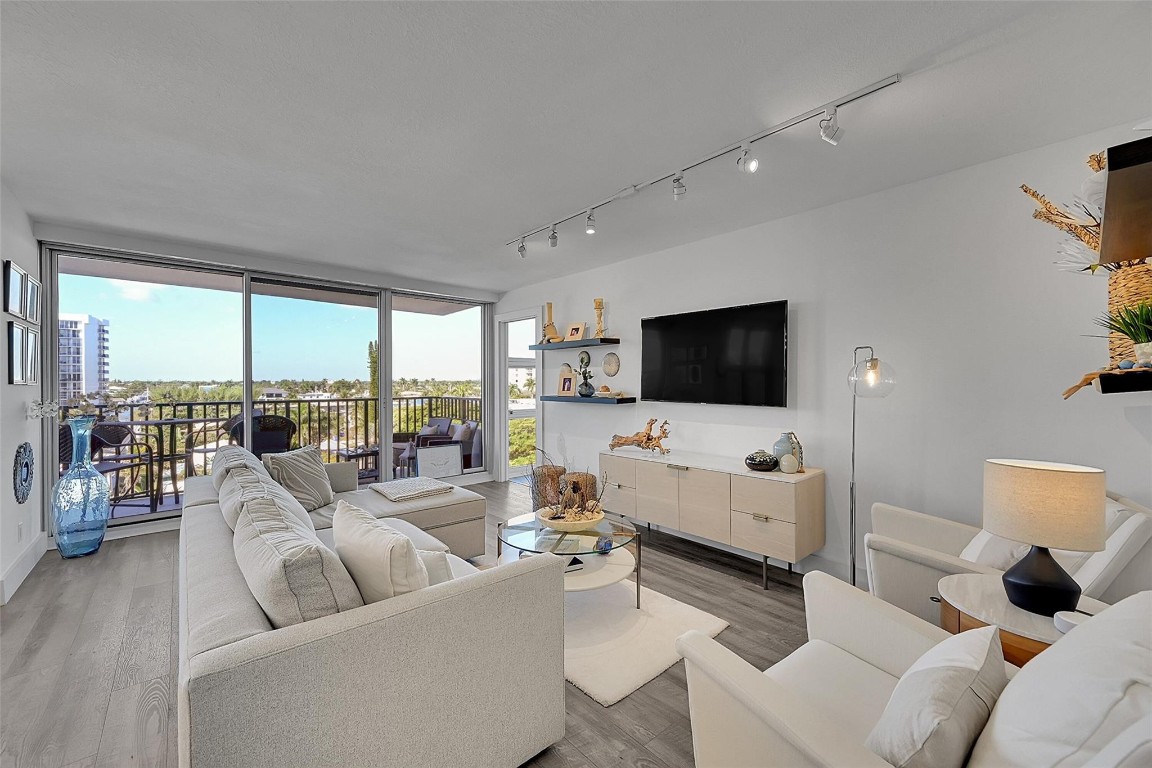 531 N Ocean Boulevard 601, Pompano Beach Unit: 601