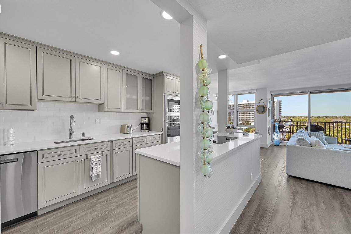 531 N Ocean Boulevard 601, Pompano Beach Unit: 601