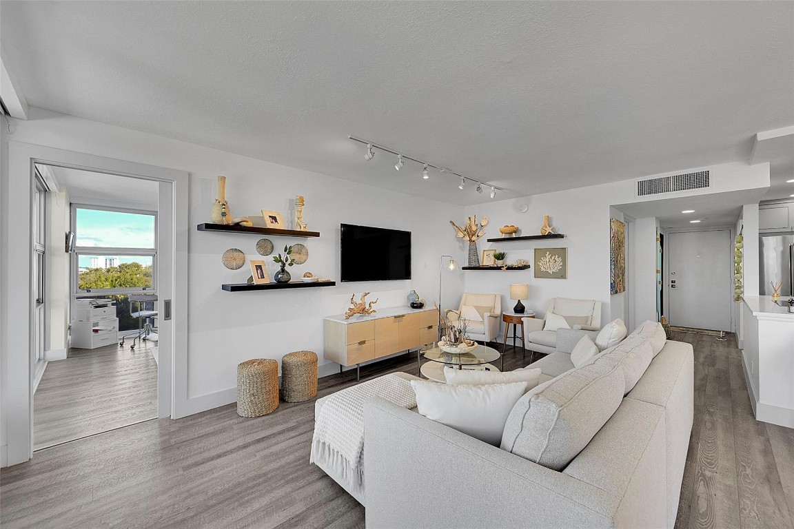 531 N Ocean Boulevard 601, Pompano Beach Unit: 601