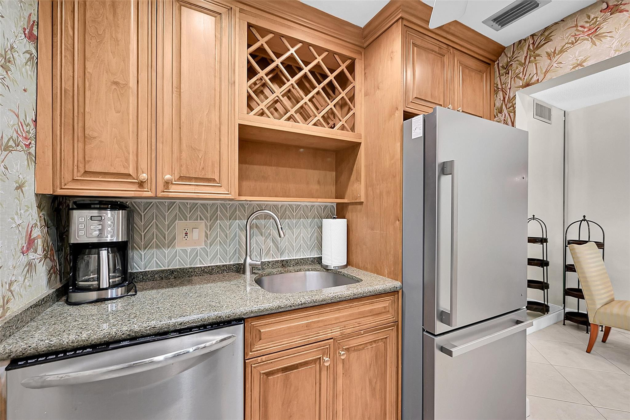3215 SE 10th Street 102, Pompano Beach Unit: 102