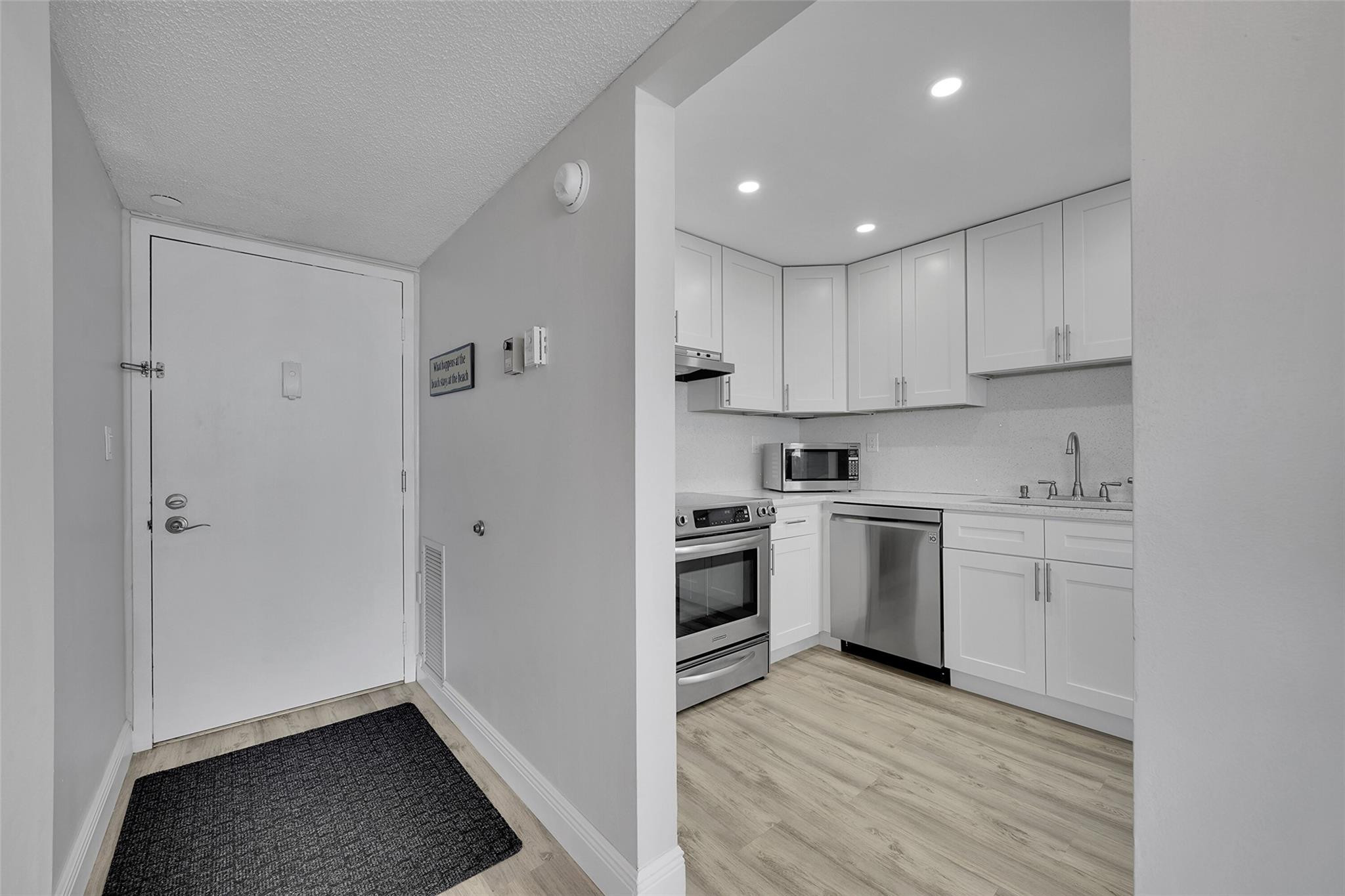 531 N Ocean Boulevard 1701, Pompano Beach Unit: 1701