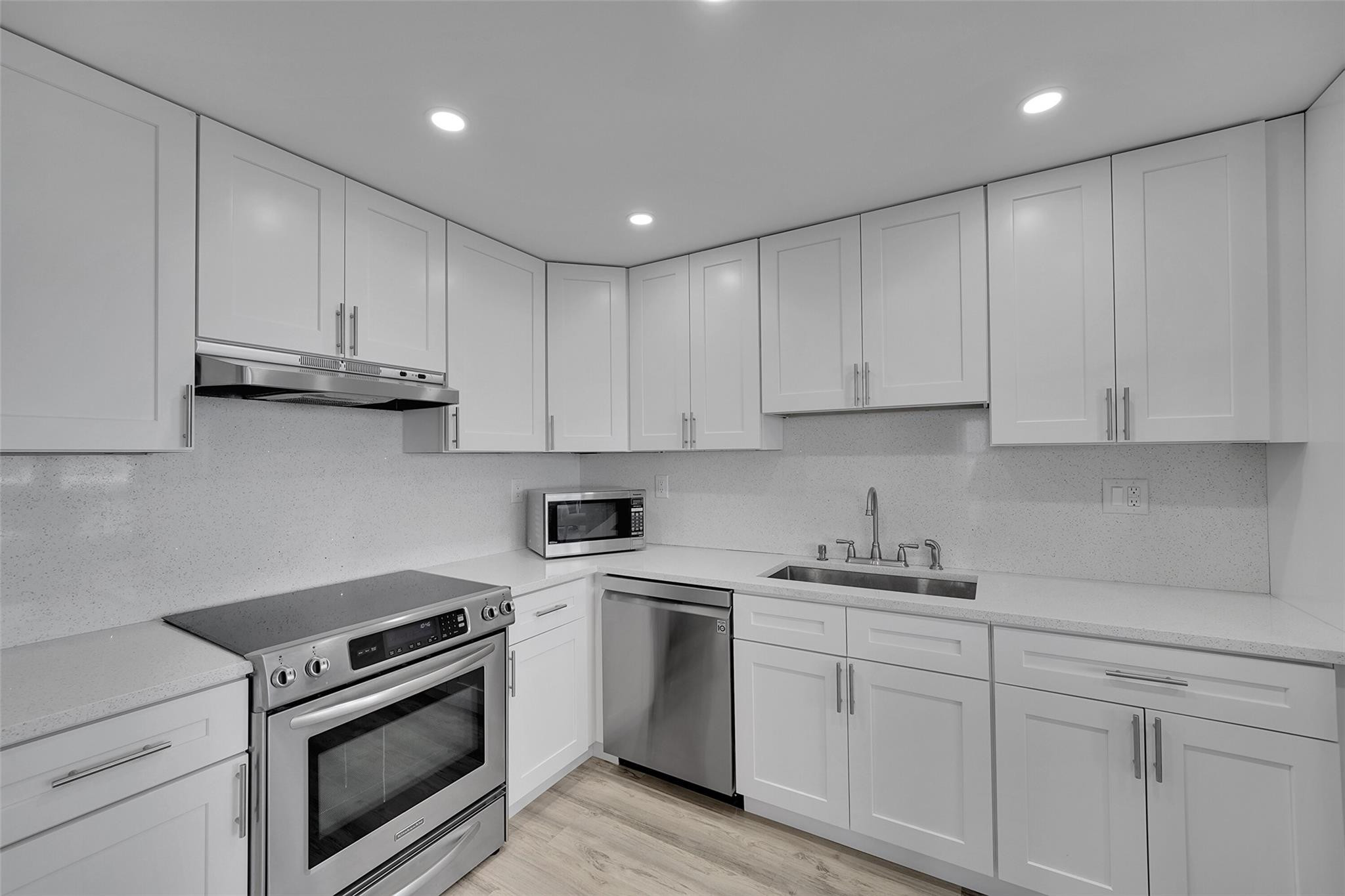 531 N Ocean Boulevard 1701, Pompano Beach Unit: 1701