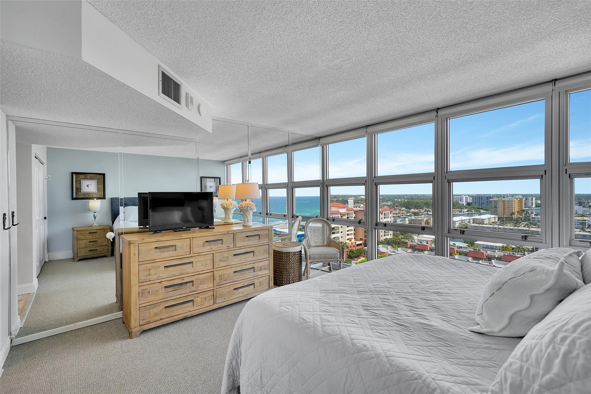 531 N Ocean Boulevard 1701, Pompano Beach Unit: 1701