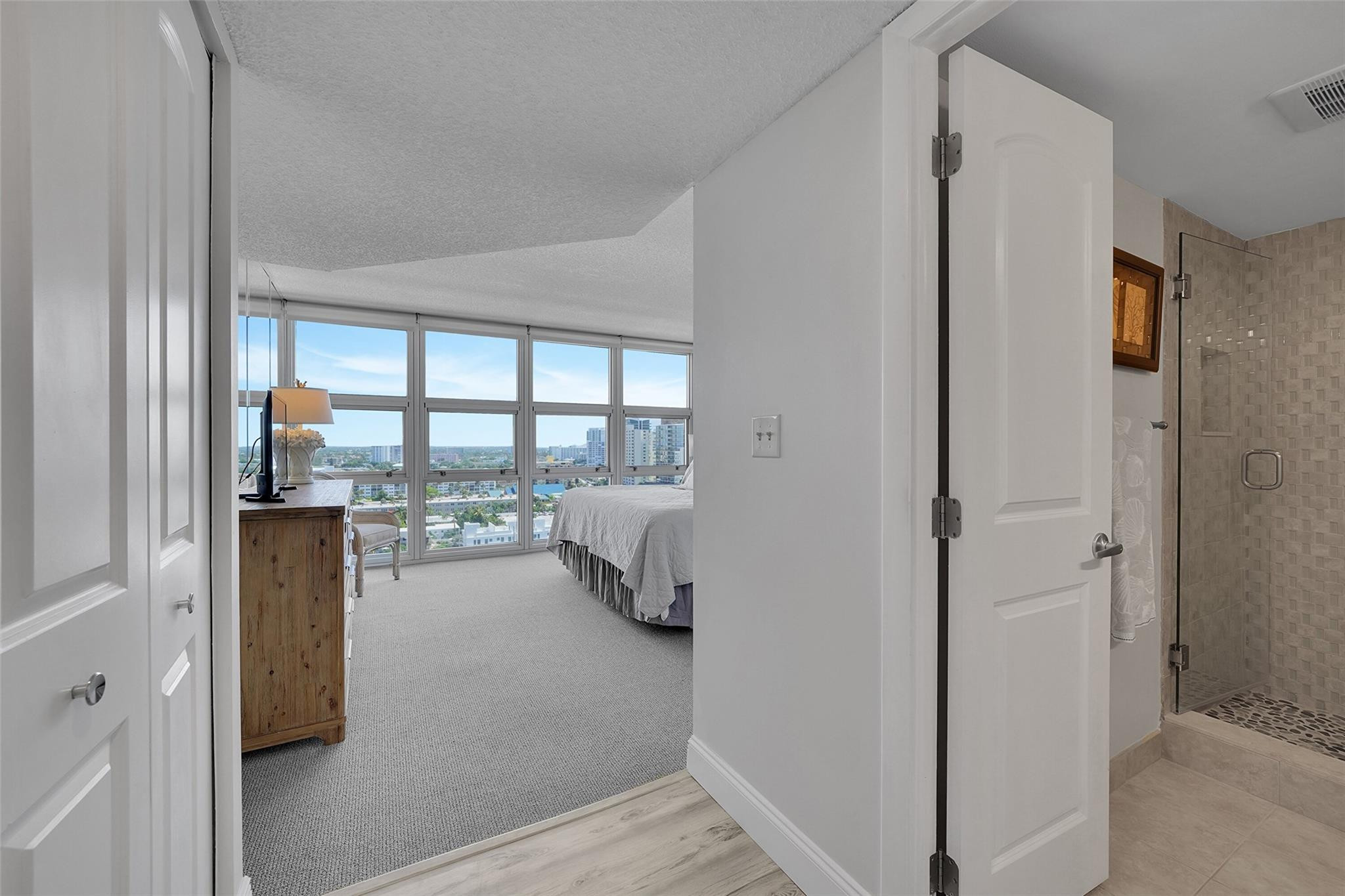 531 N Ocean Boulevard 1701, Pompano Beach Unit: 1701