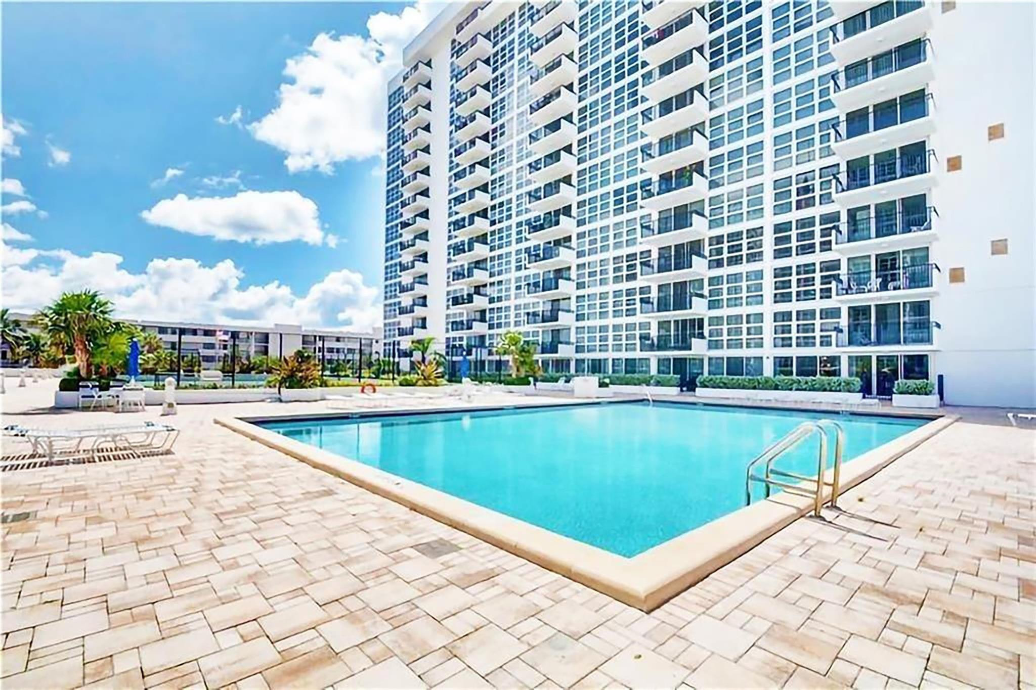 531 N Ocean Boulevard 1701, Pompano Beach Unit: 1701