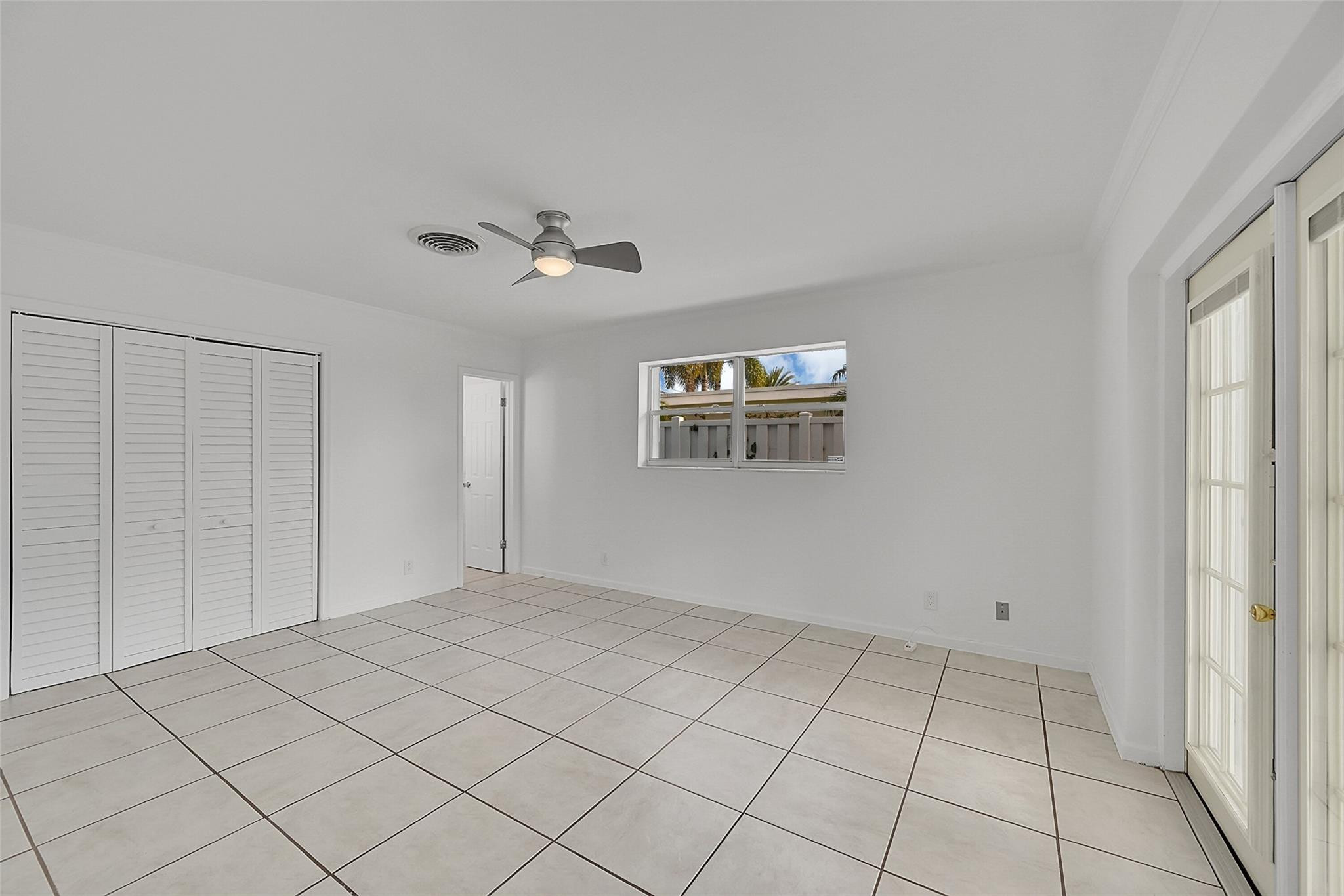 220 SE 10th Street, Pompano Beach