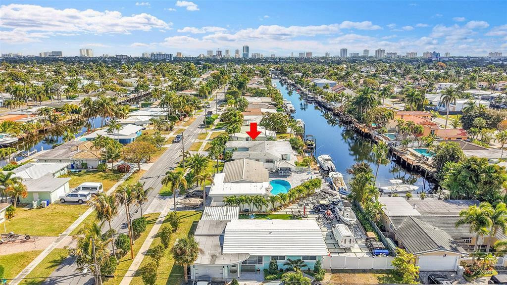 220 SE 10th Street, Pompano Beach