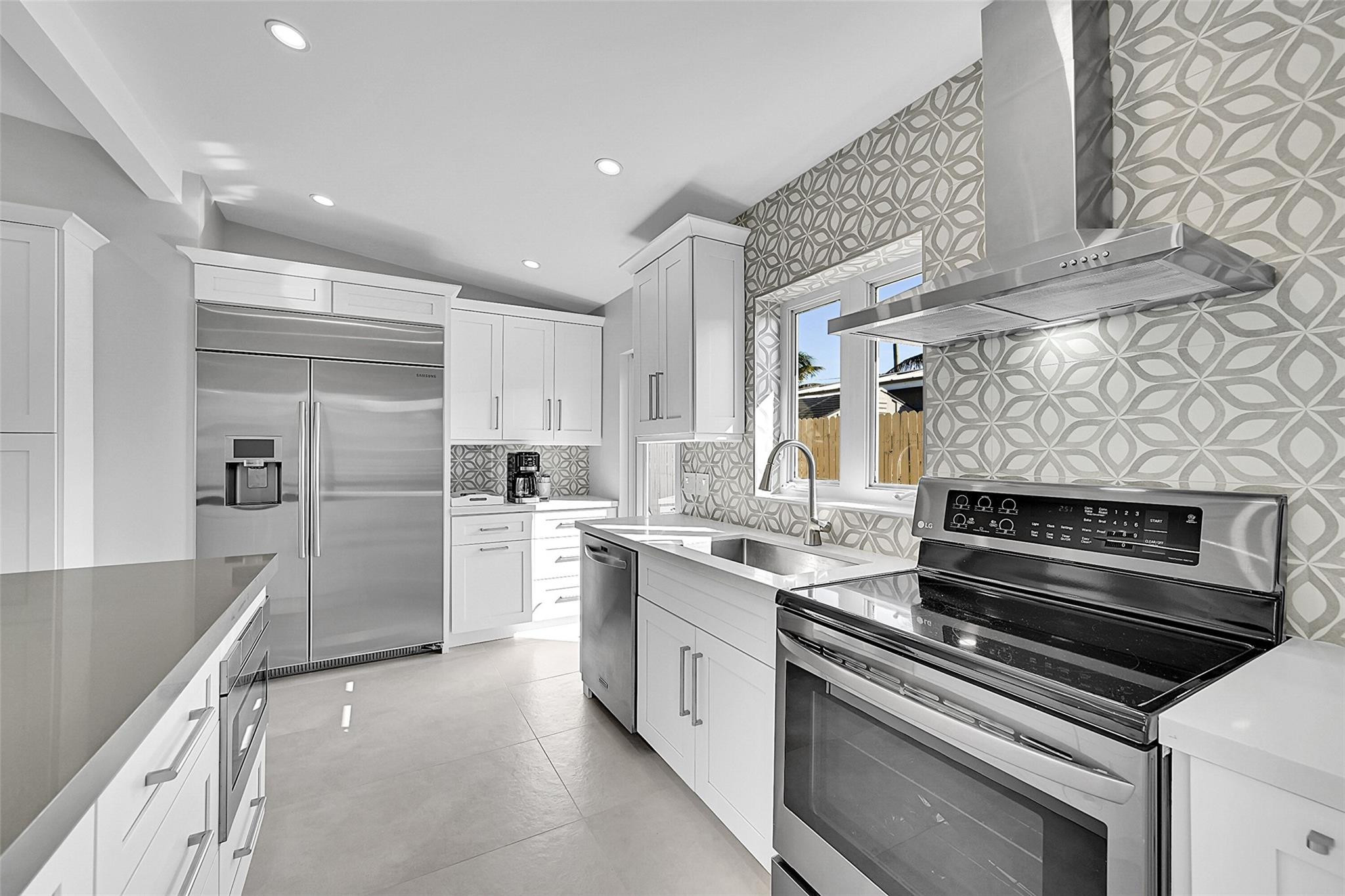 441 SE 14th Avenue