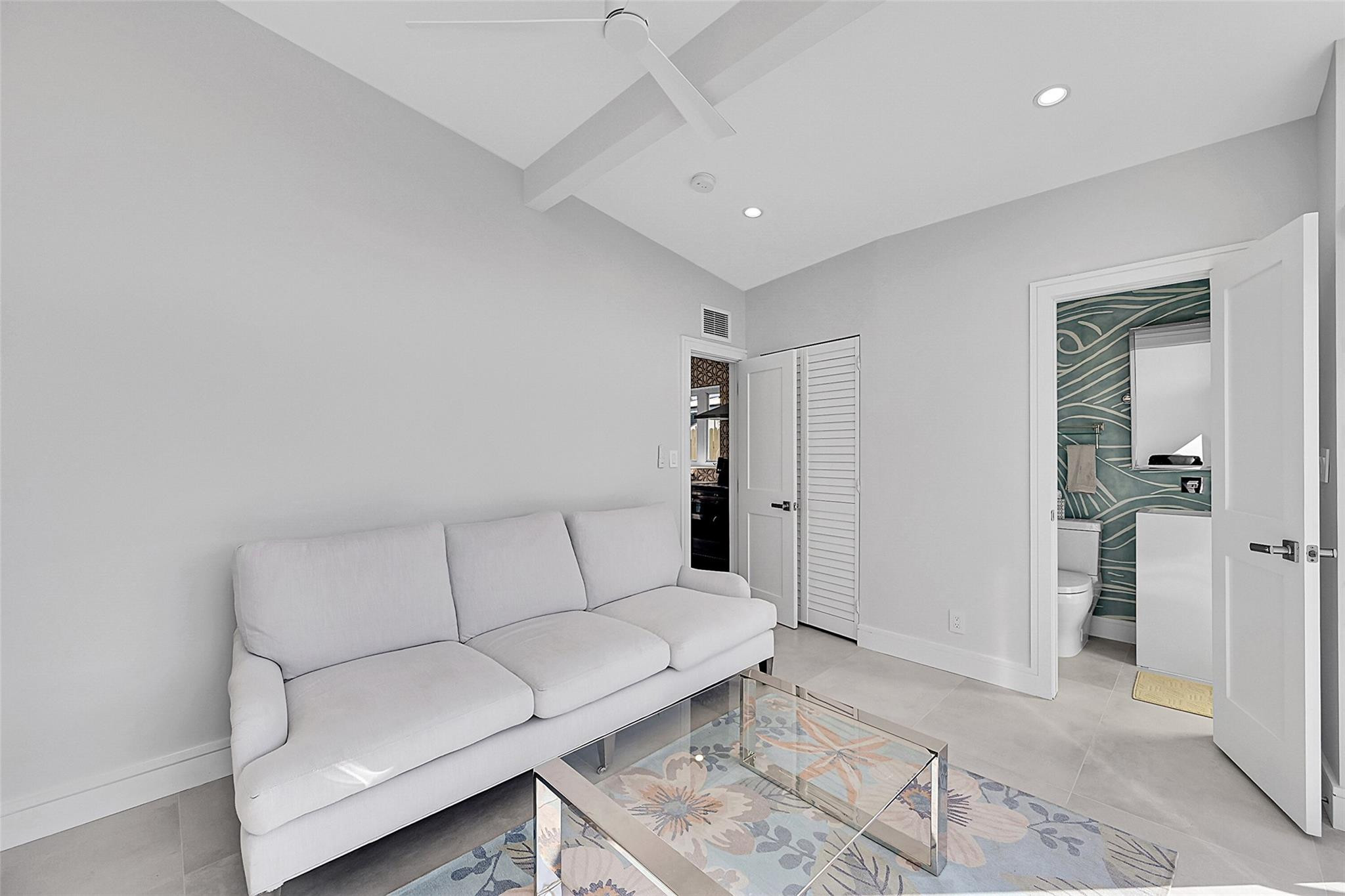 441 SE 14th Avenue