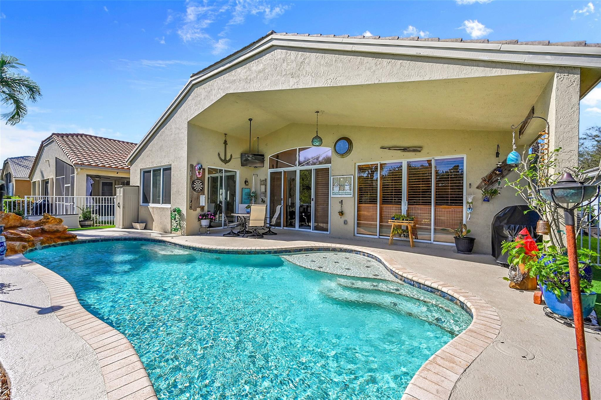 6030 Swans Way