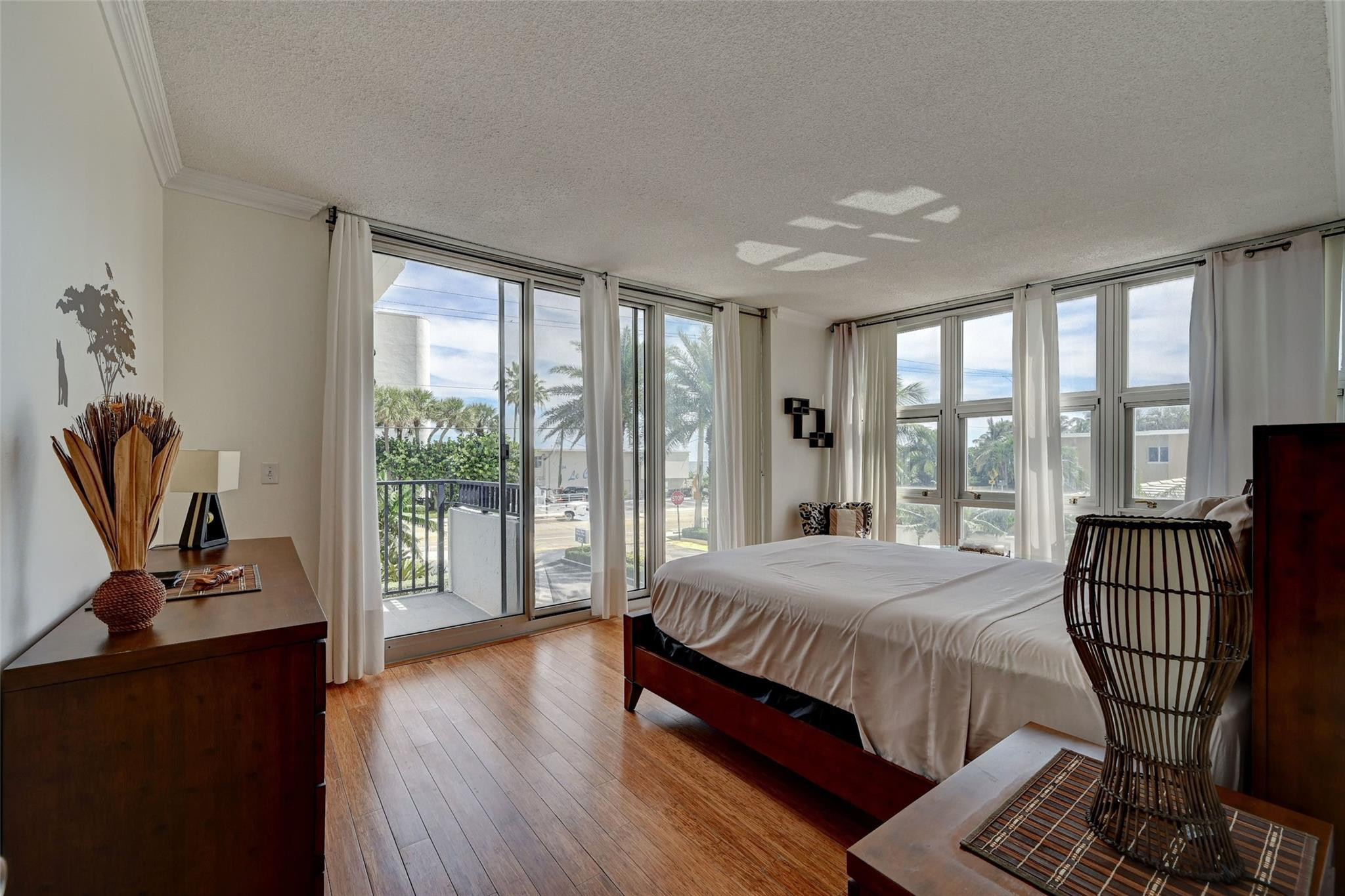 525 N Ocean Boulevard T-2