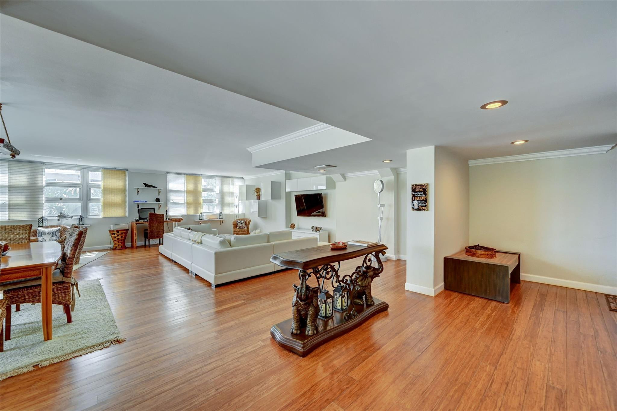 525 N Ocean Boulevard T-2