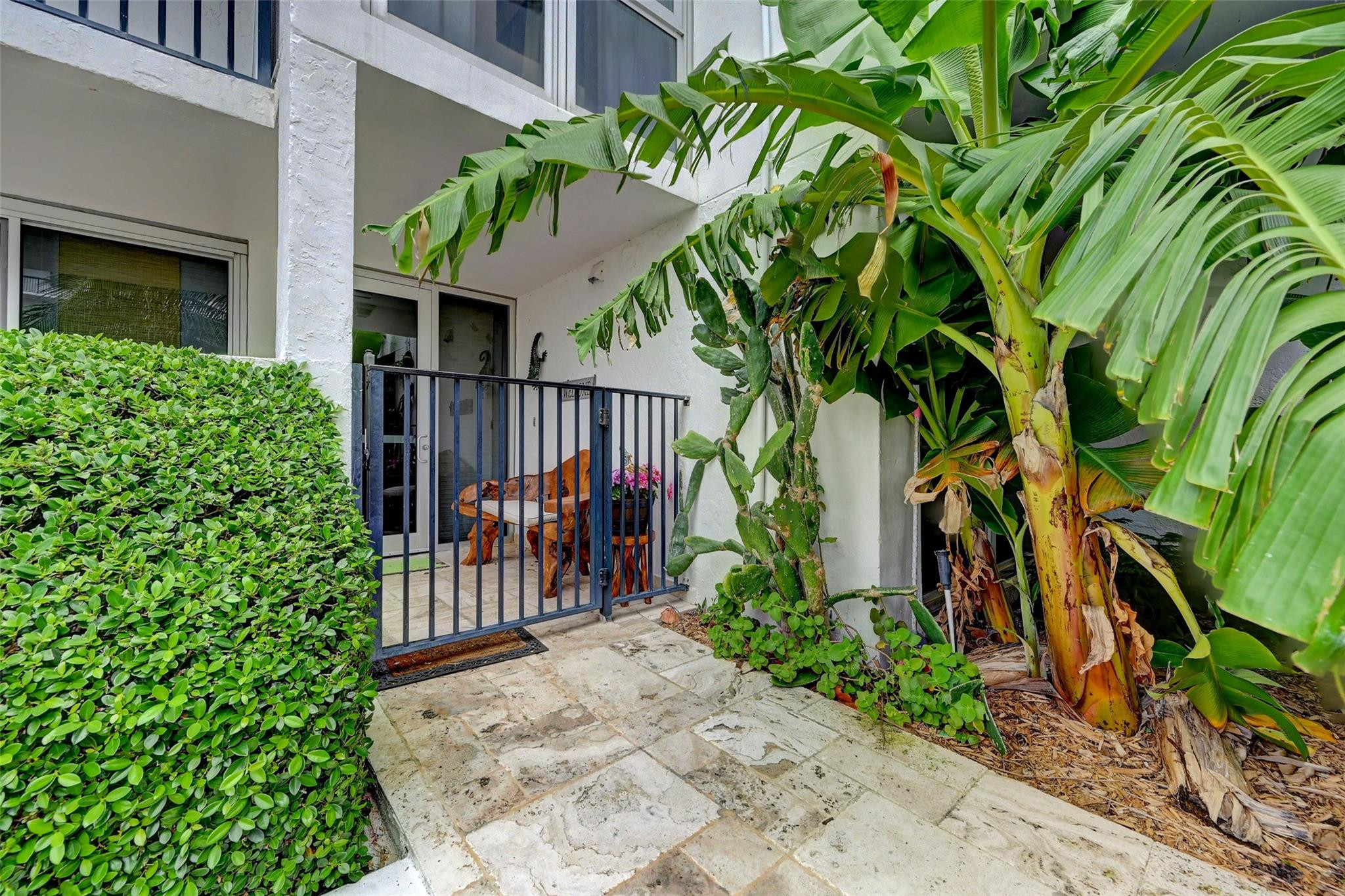 525 N Ocean Boulevard T-2