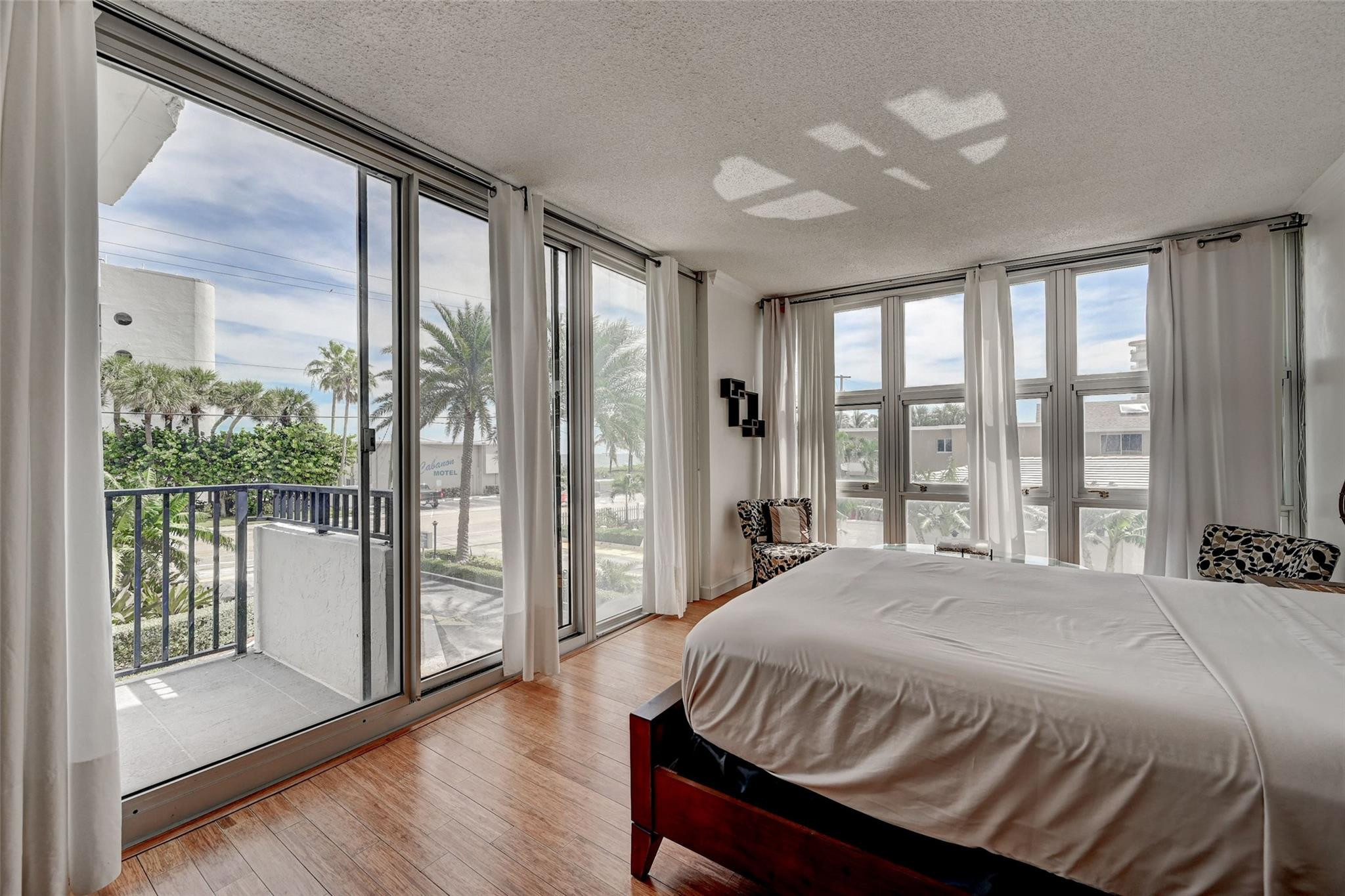 525 N Ocean Boulevard T-2