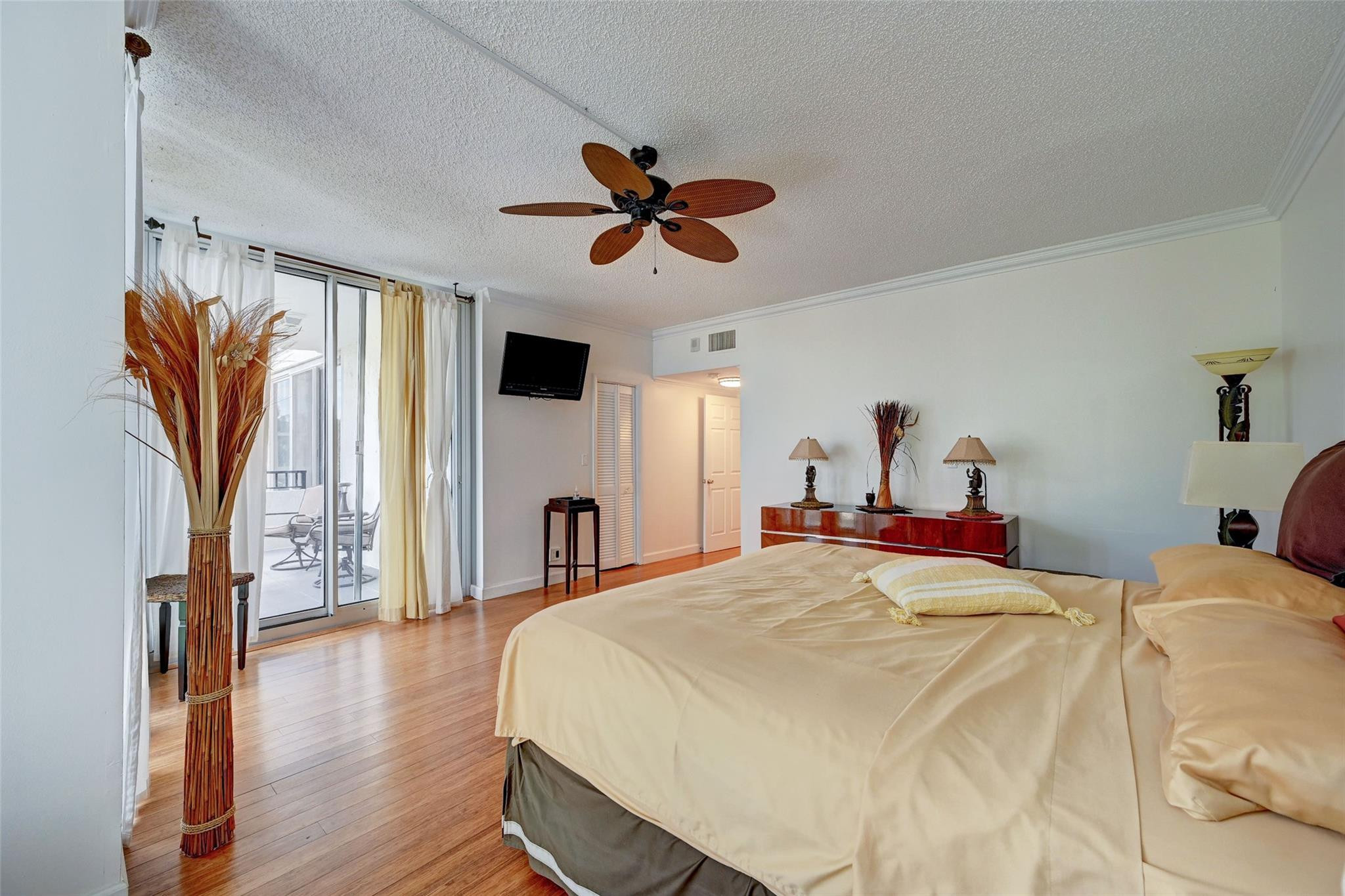 525 N Ocean Boulevard T-2