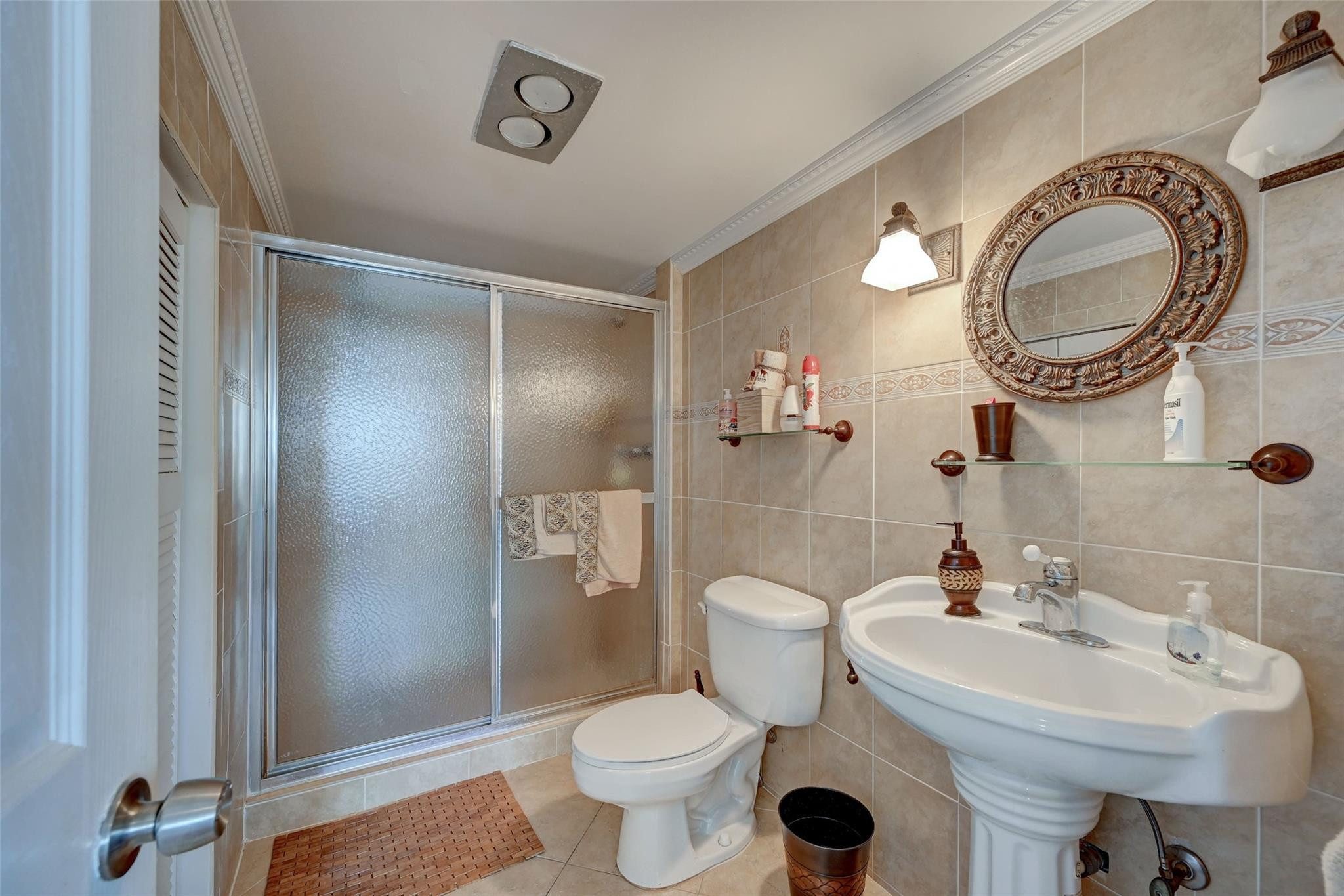 525 N Ocean Boulevard T-2