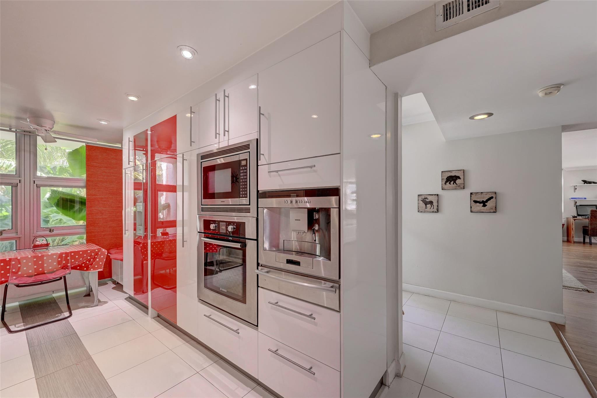 525 N Ocean Boulevard T-2