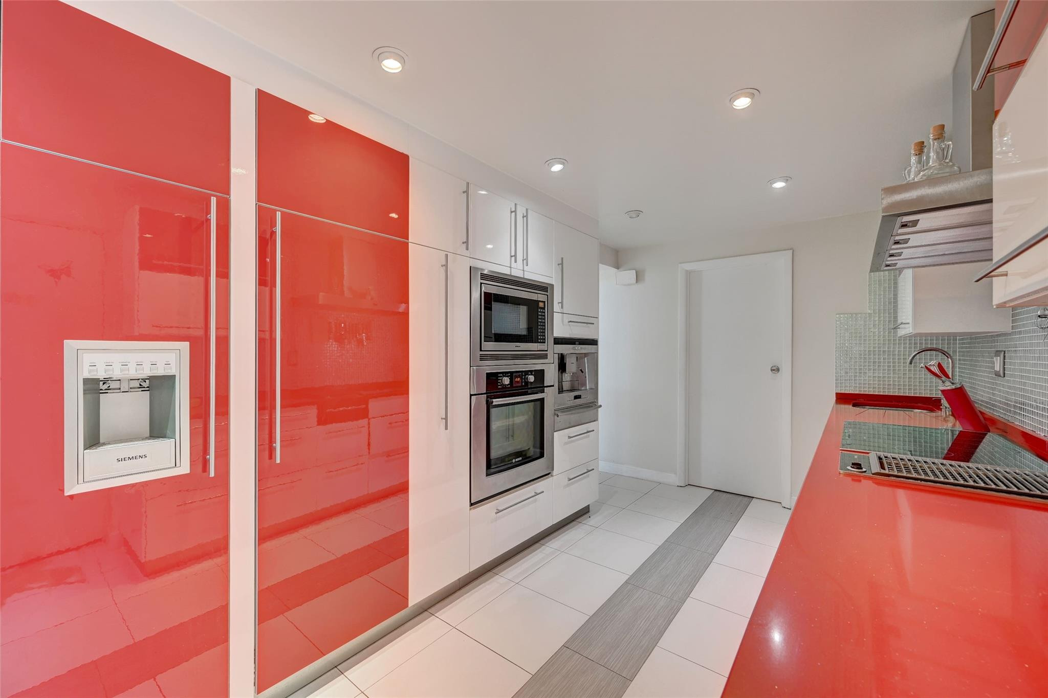 525 N Ocean Boulevard T-2